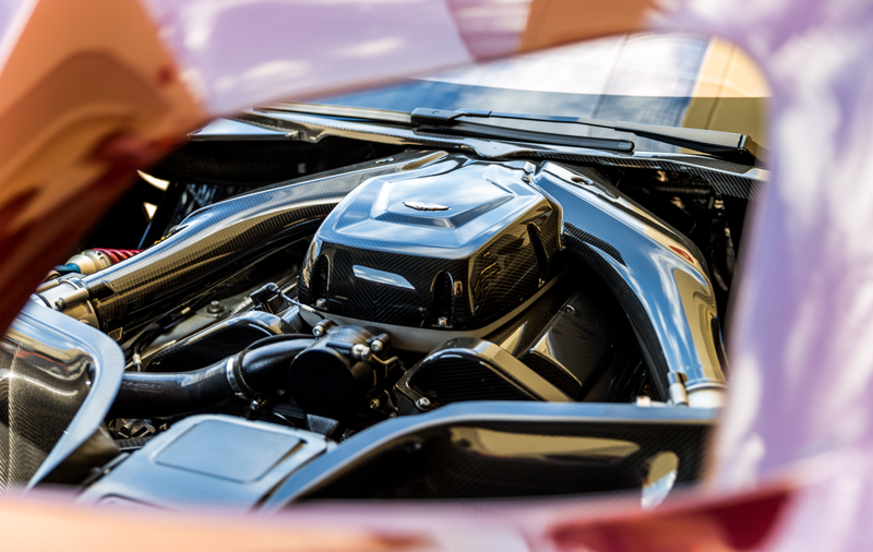 Illustration for article titled Behold The Unfathomably Gorgeous Spectacle Of An Aston Martin Vulcan Track Day